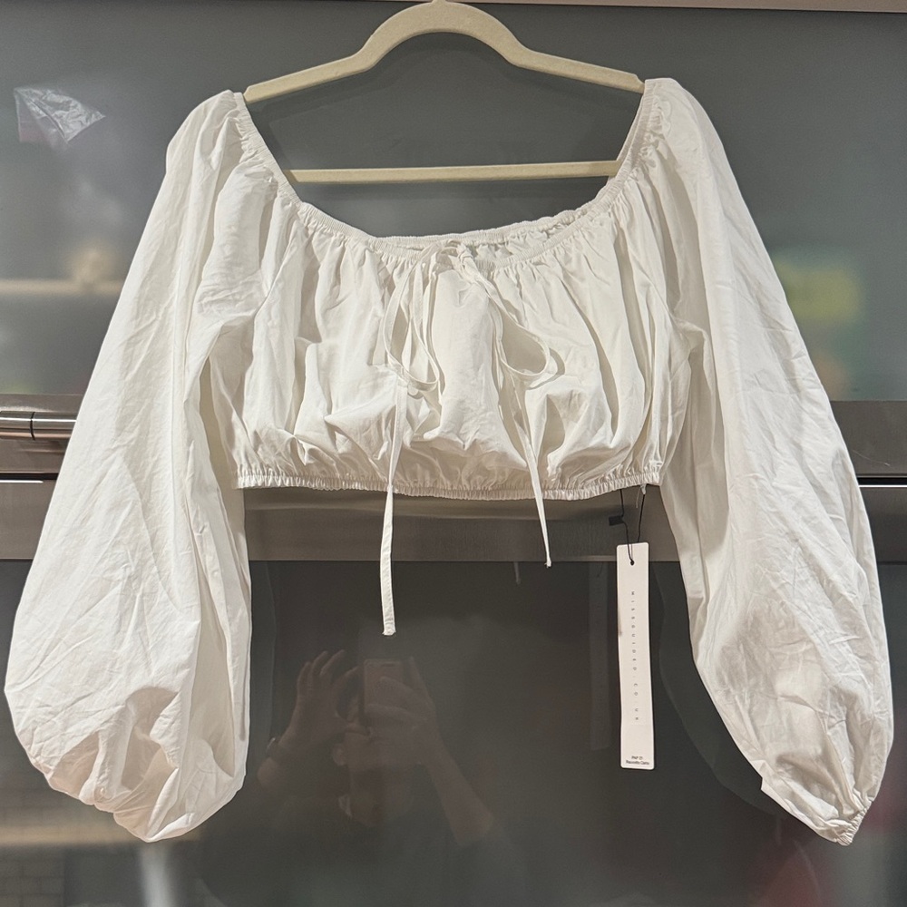 Missguided White Off Shoulder Puff Sleeve Crop Top Size M Cottagecore Boho NWT - Picture 2 of 4